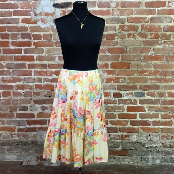 Banana Republic Dresses & Skirts - Banana Republic Painted Silk Tiered Pleated Skirt